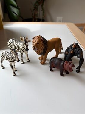 Retired Safari Ltd Animals